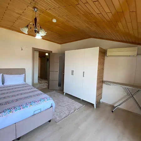Nisa Apartment *